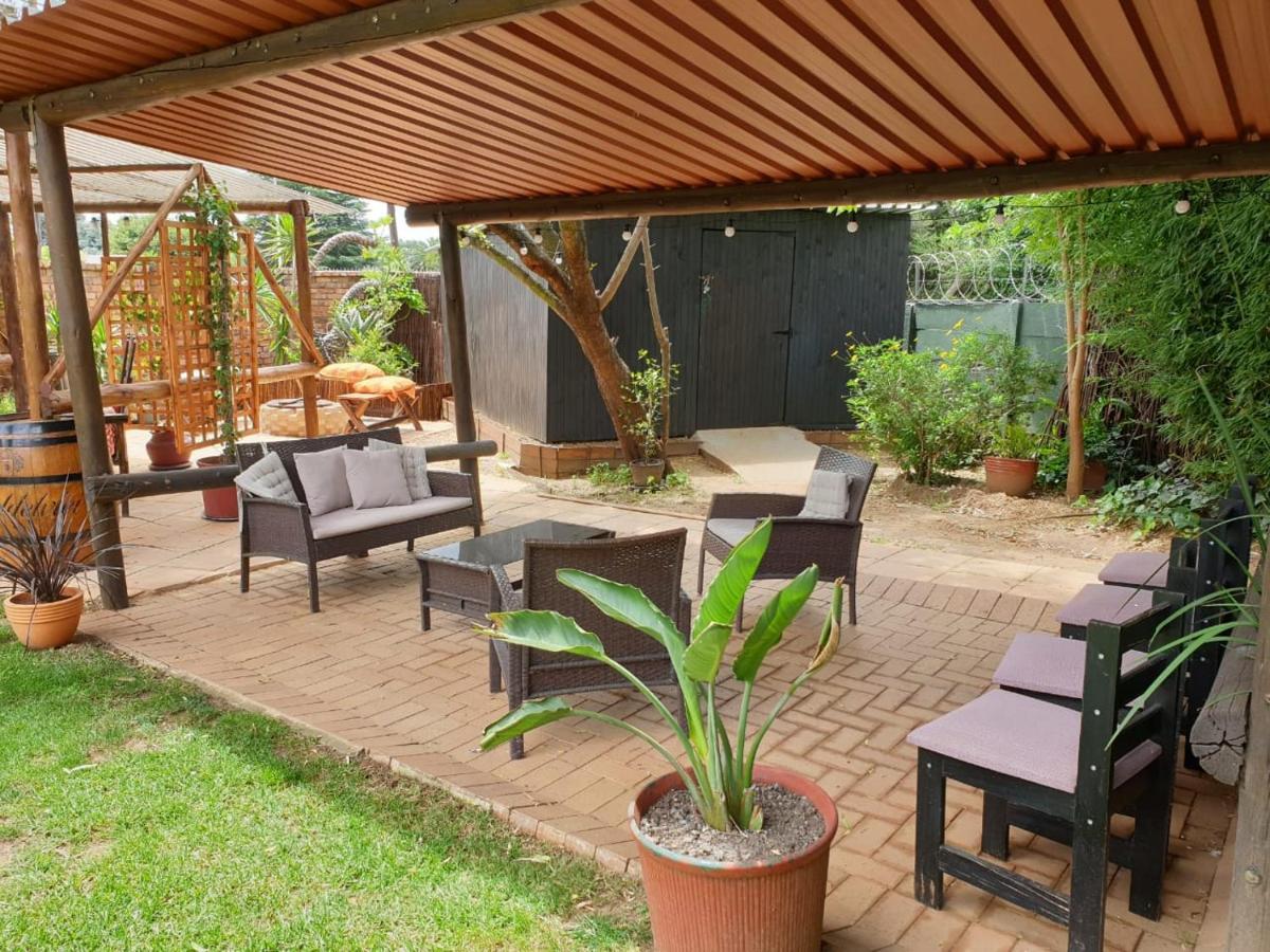 The Lazy Grape Guest Lodge & Spa Benoni Kültér fotó