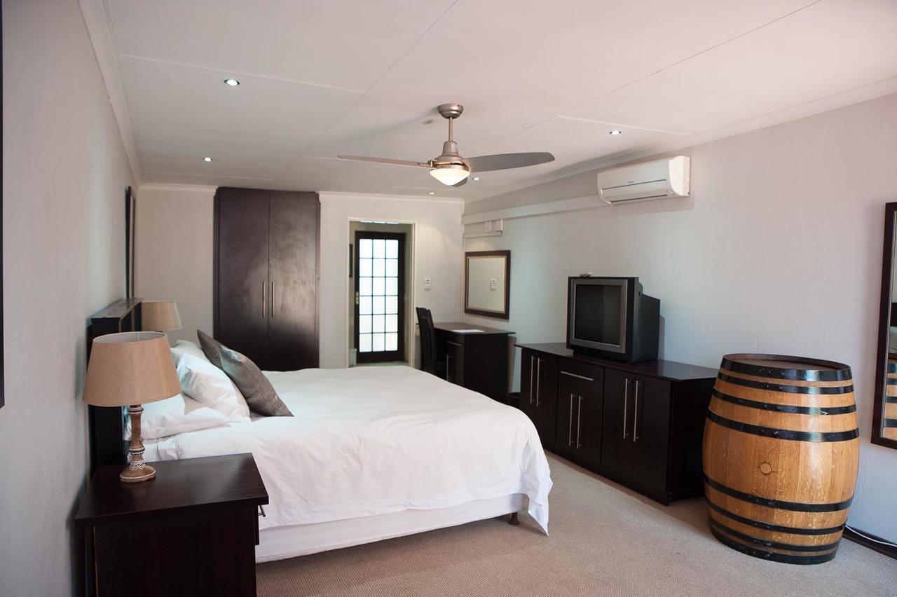 The Lazy Grape Guest Lodge & Spa Benoni Kültér fotó